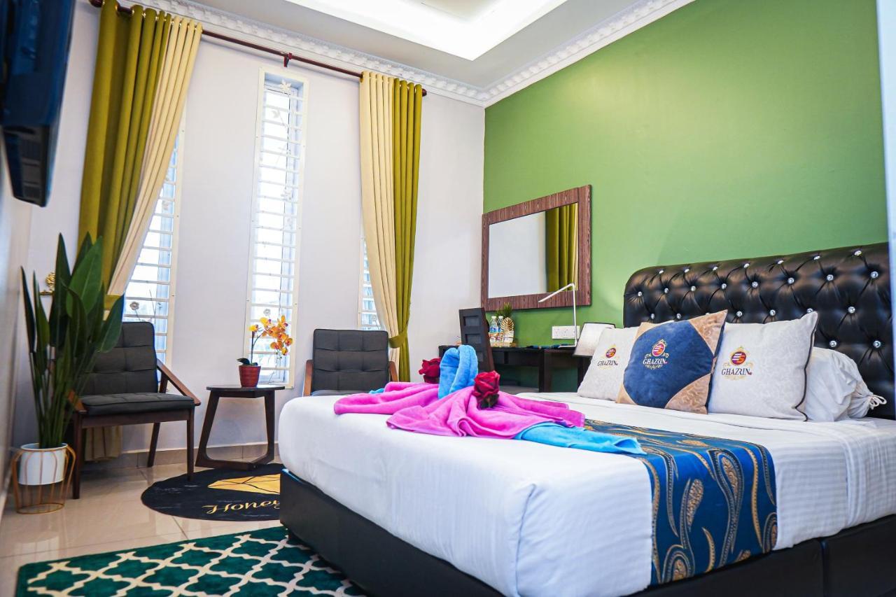 Hotel Ghazrins Desaru à Pengerang Extérieur photo