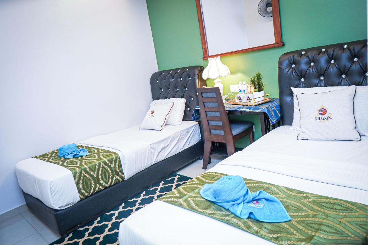 Hotel Ghazrins Desaru à Pengerang Extérieur photo
