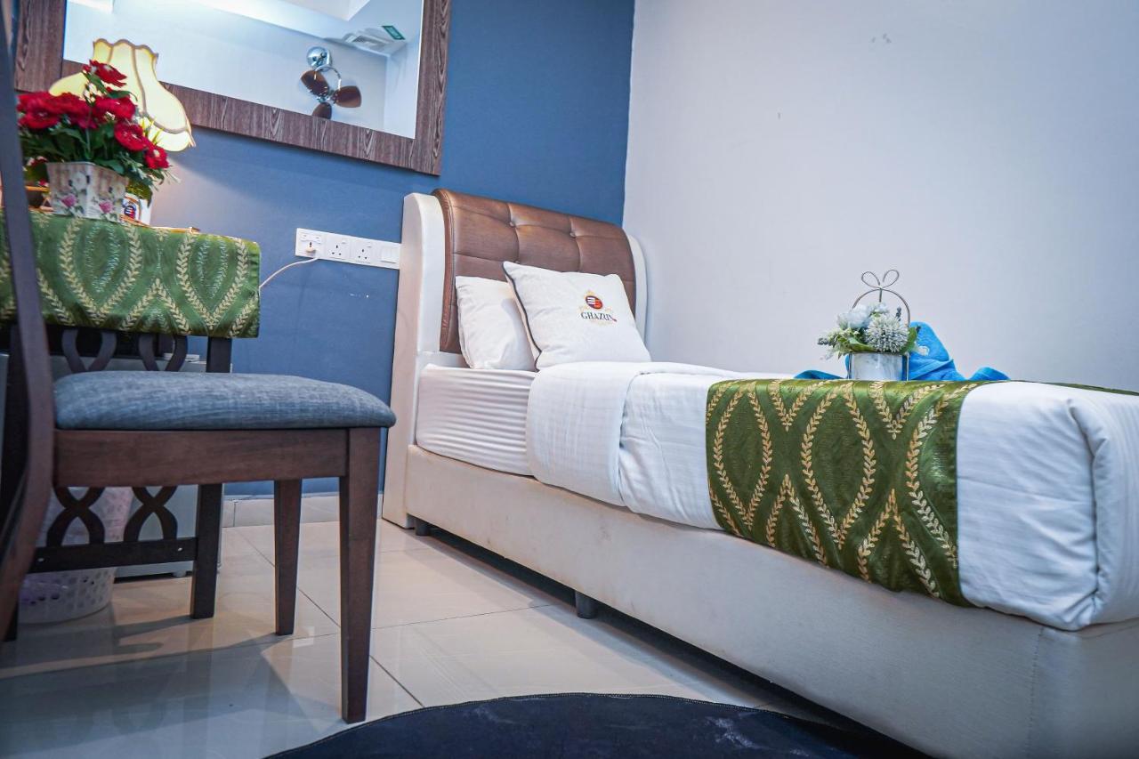 Hotel Ghazrins Desaru à Pengerang Extérieur photo